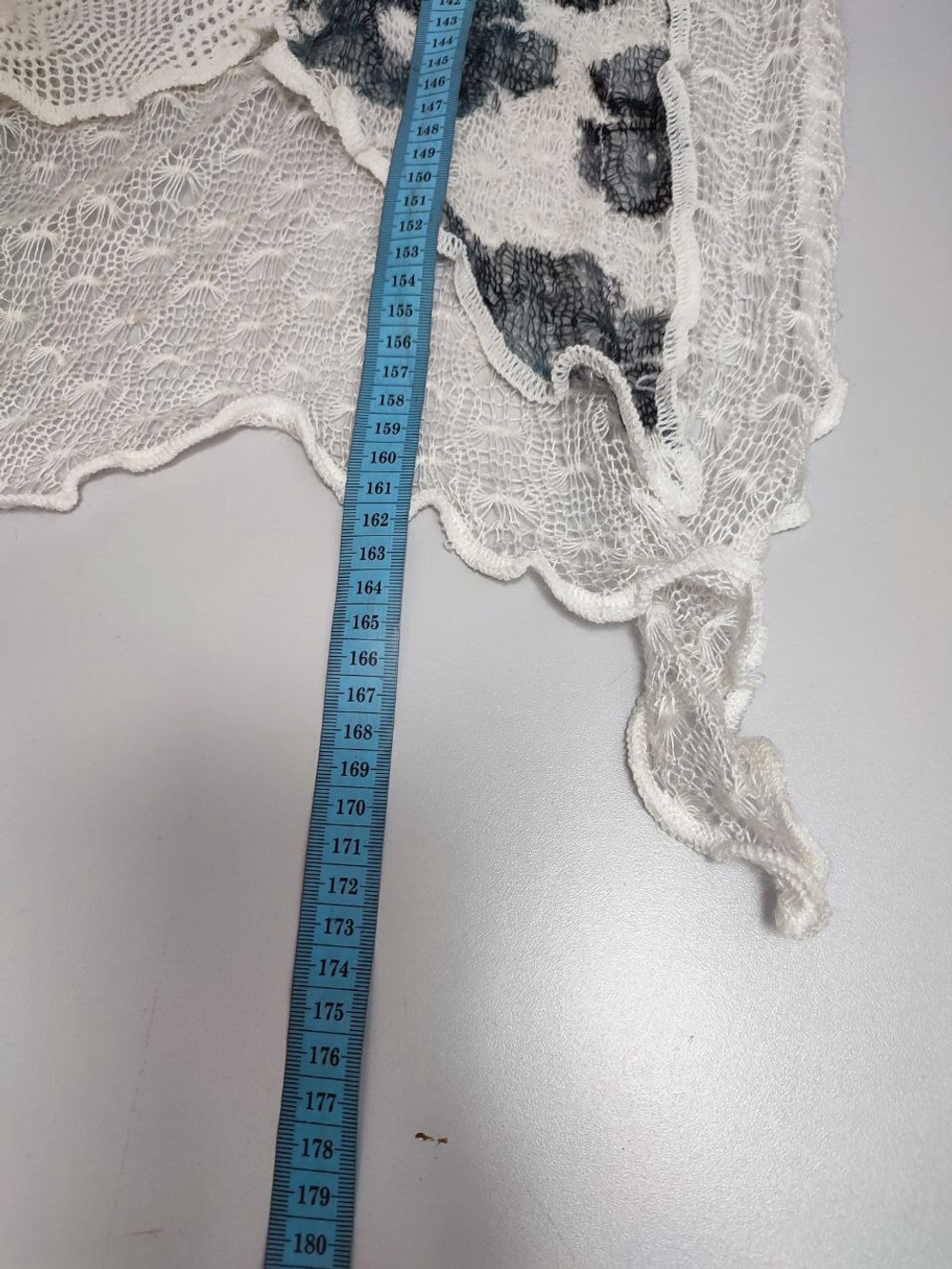 Палантин вязаный