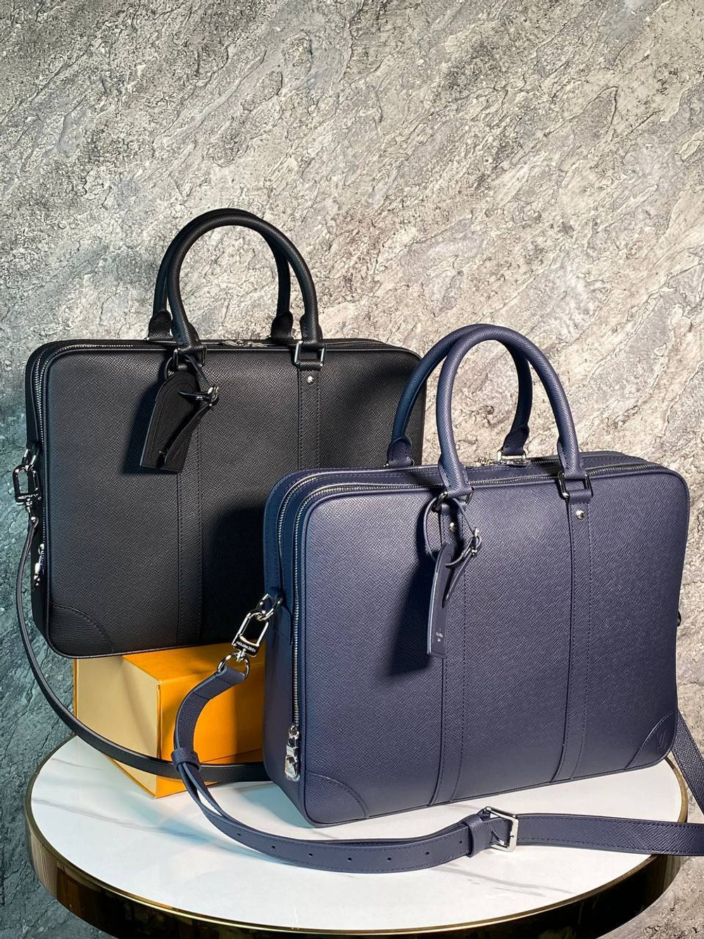 Портфель Louis Vuitton