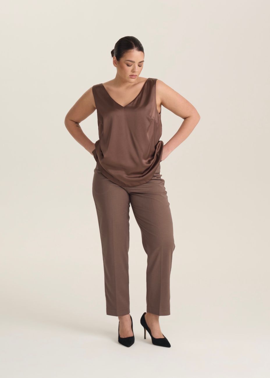 Топ двухслойный на широких бретелях, мокко