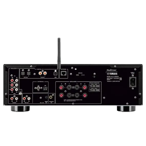 Yamaha R-N800A Black