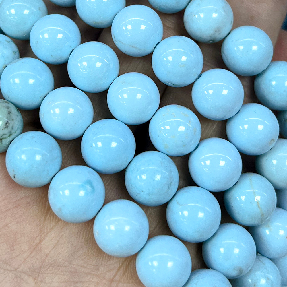 Турквенит Голубой натуральный, бусины шарик 6/8/10/12 мм, на нитке 38 см