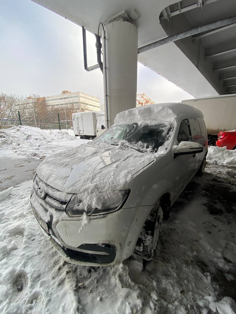 LADA LARGUS Цельнометаллический Classic 1.6 90hp 5MT
