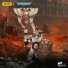 Фигурка JOYTOY Adeptus Custodes Solar Watch Vexilus Praetor