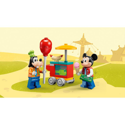 Конструктор LEGO Disney Микки и друзья Мики, Минни и Гуфи в парке развлечений 10778