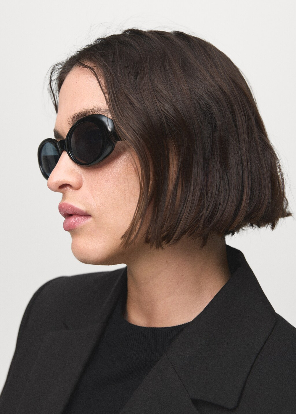 Костюмный приталенный блейзер