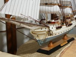 Meteor Lights Модель парусника ''Statsraad lehmkuhl'