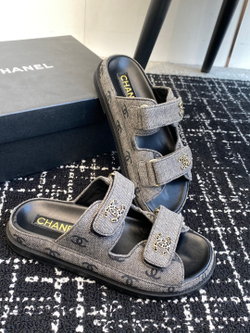 Chanel Slide