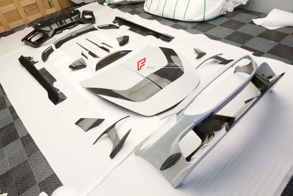 Карбоновый обвес для Ferrari Roma 2020 Феррари Рома