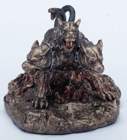 Veronese WS-1329 Статуэтка «Цербер - трехголовый пес Аида»