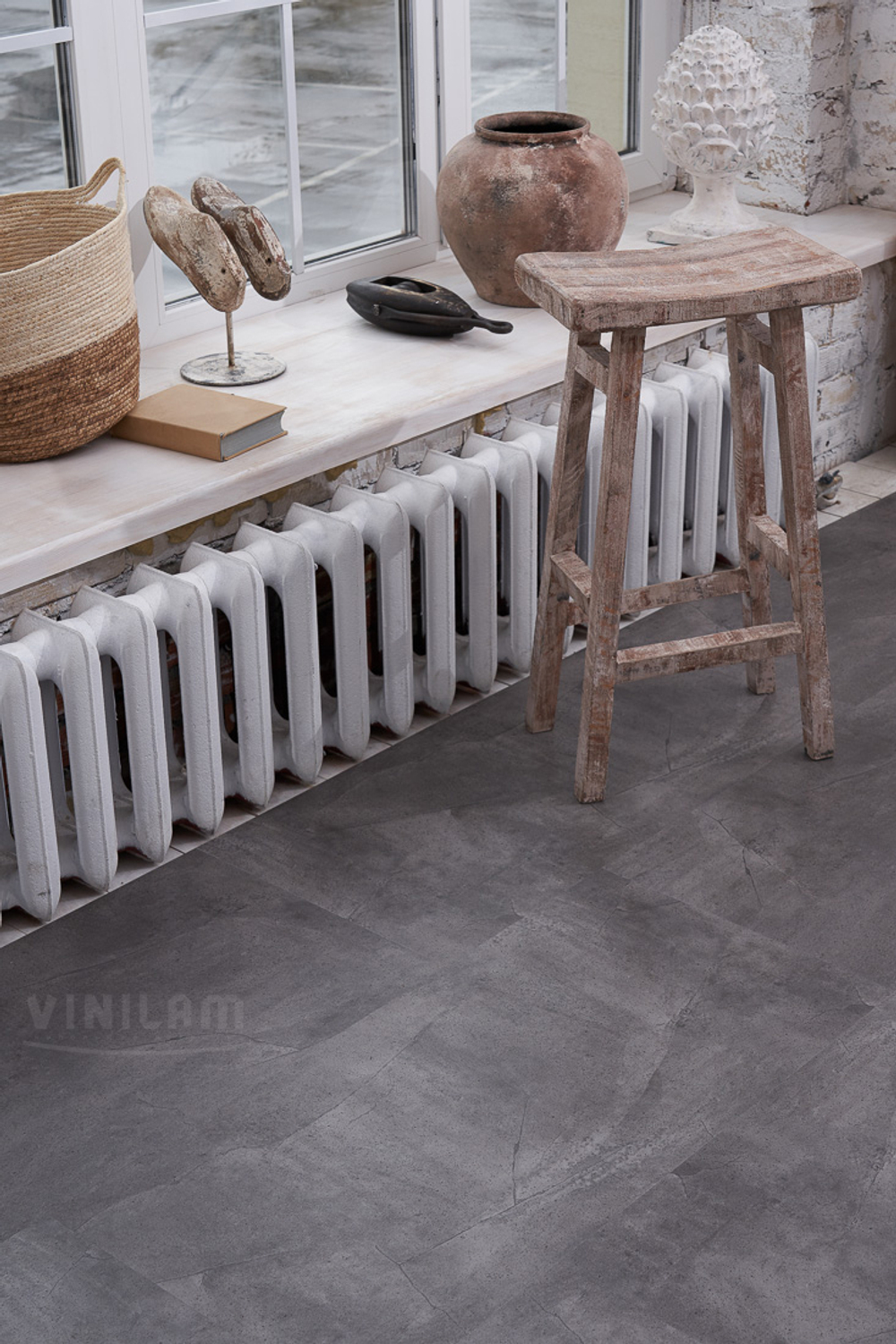 Виниловый ламинат Vinilam Ceramo 61602 Серый бетон