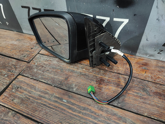 Зеркало левое 6 pin LADA Granta 18-нв Б/У Оригинал 21910820100521