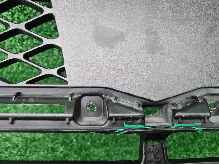 Решетка переднего бампера Genesis GV70 (2020-н.в.)