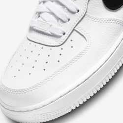 Кроссовки женские NIKE WMNS AIR FORCE 1 07