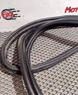 Уплотнитель багажника Skoda Octavia A5 Б/У