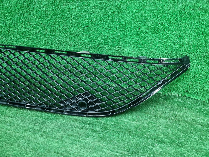 Решетка перед. бампера Mercedes S C217 (13-17) AMG