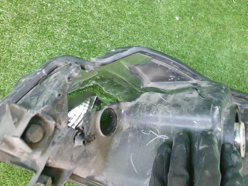 Битая Фара правая Suzuki Vitara 2 (2014-2019) галоген