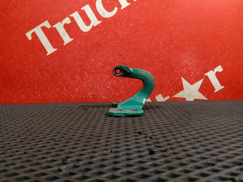 Петля двери правой