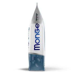 Сухой корм Monge Cat Speciality Line Monoprotein Sterilised для стерилизованных кошек, из форели