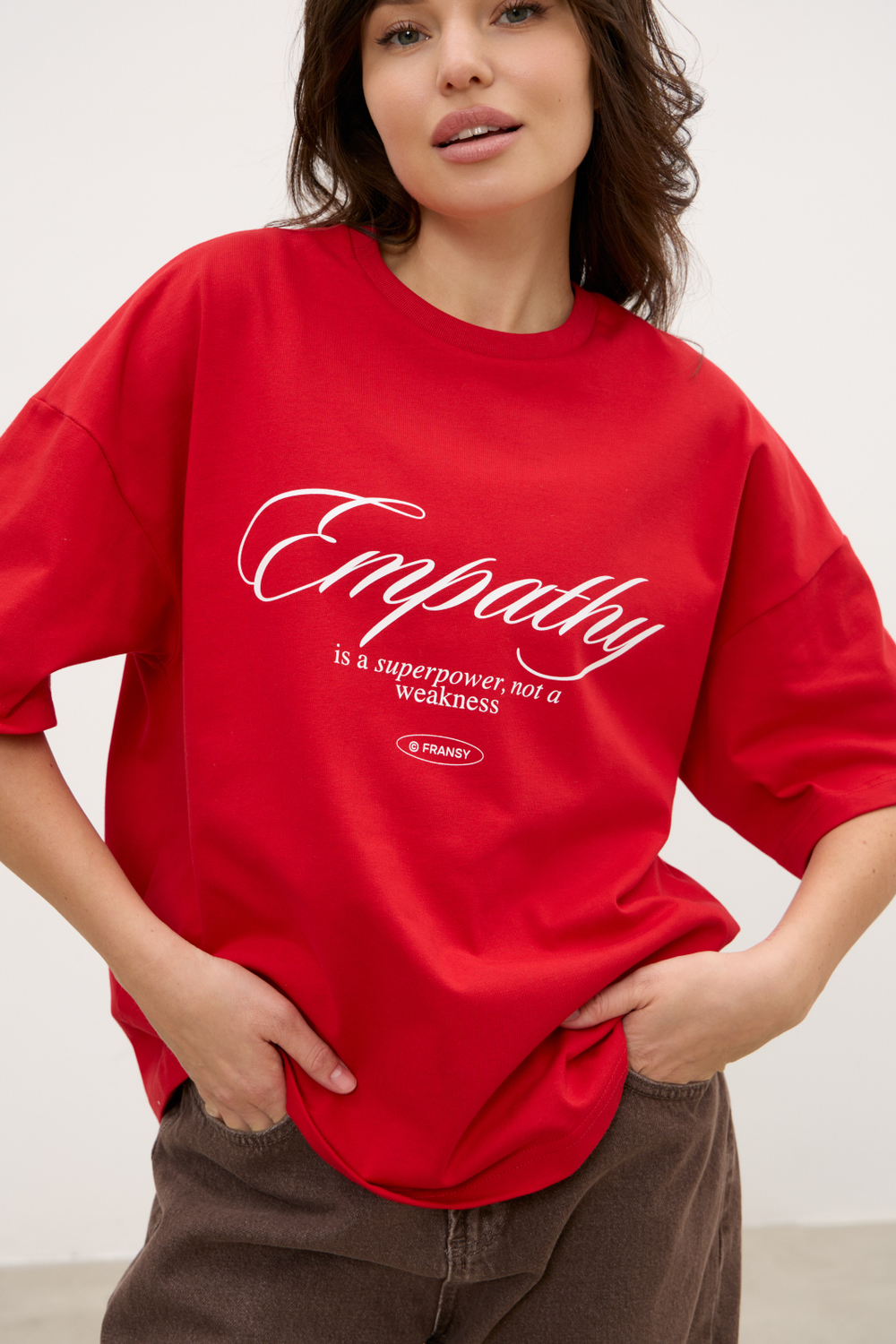 Футболка EMPATHY, красная