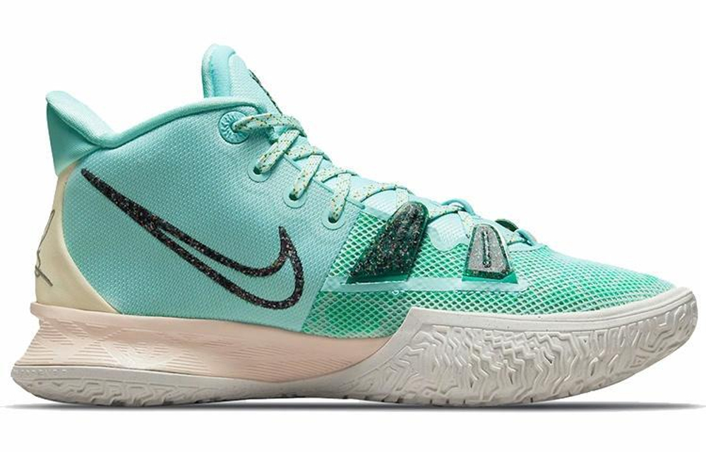 Кроссовки Nike Kyrie 7 Copa