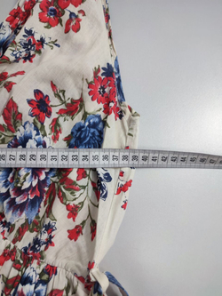 Платье с цветочным принтом 44 размер