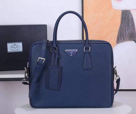 Портфель Prada