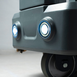 Поломоечная машина c местом для оператора Twinc C70DB 24V150AhLi30A (70см/80л)