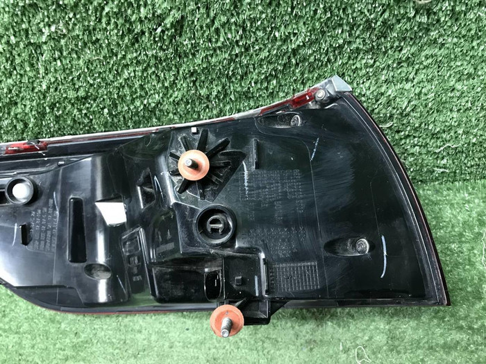 Фонарь правый внешний Mercedes GLS x167 (19-24)