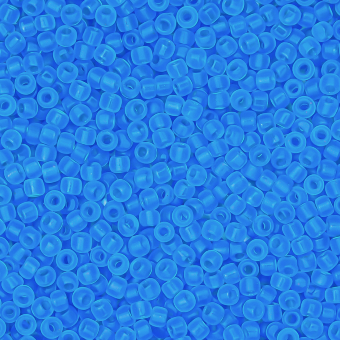 Японский бисер TOHO Round 11/0 (№3BF), прозрачный матовый