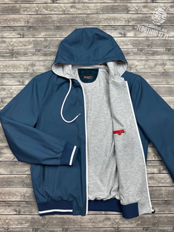 Бомбер с капюшоном Kiton