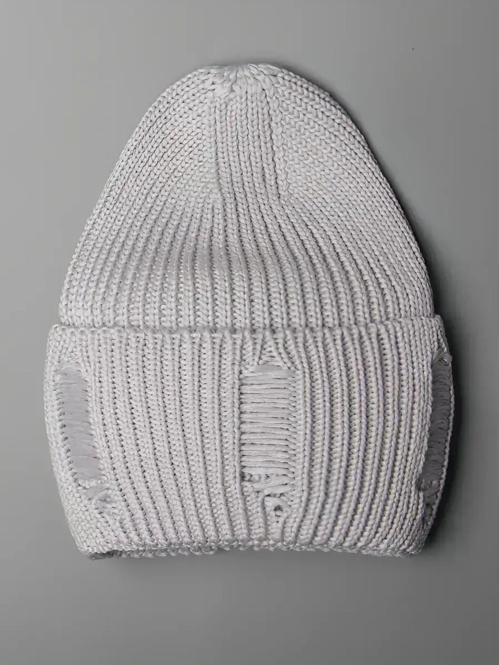 Шапка женская на осень рваная