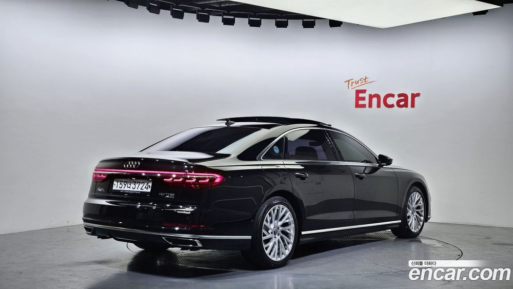 Audi A8 (D5) 55 TFSI Quattro LWB (12.2019)