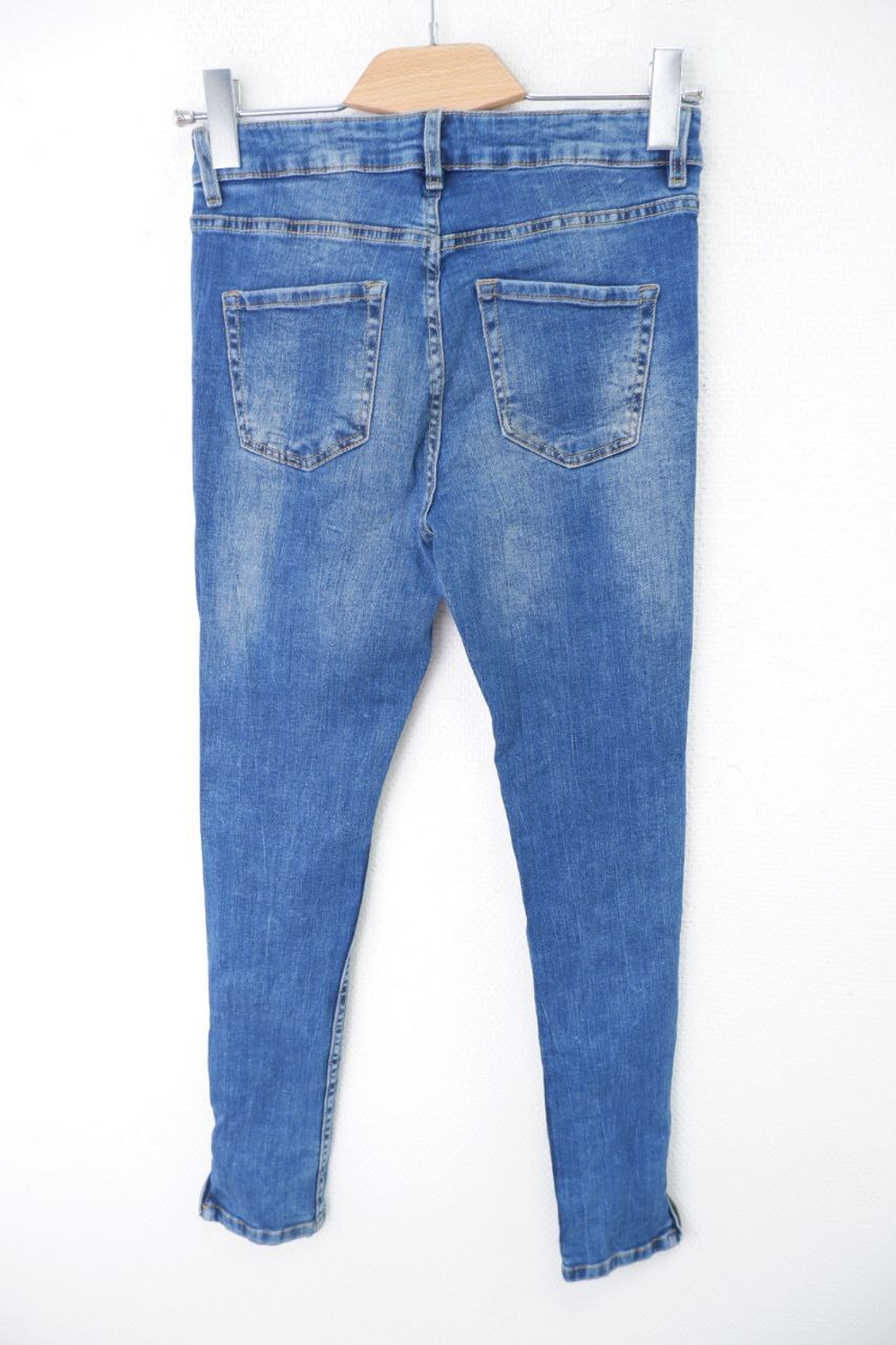 Джинсы Reserved узкие 40 размер