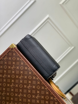 Louis Vuitton Soul Trunk East West