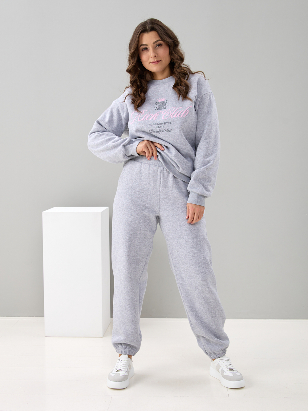 Костюм с брюками КБфн-090/серый-меланж-п