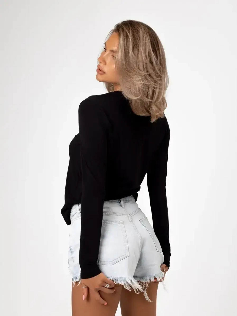 Лонгслив женский черный