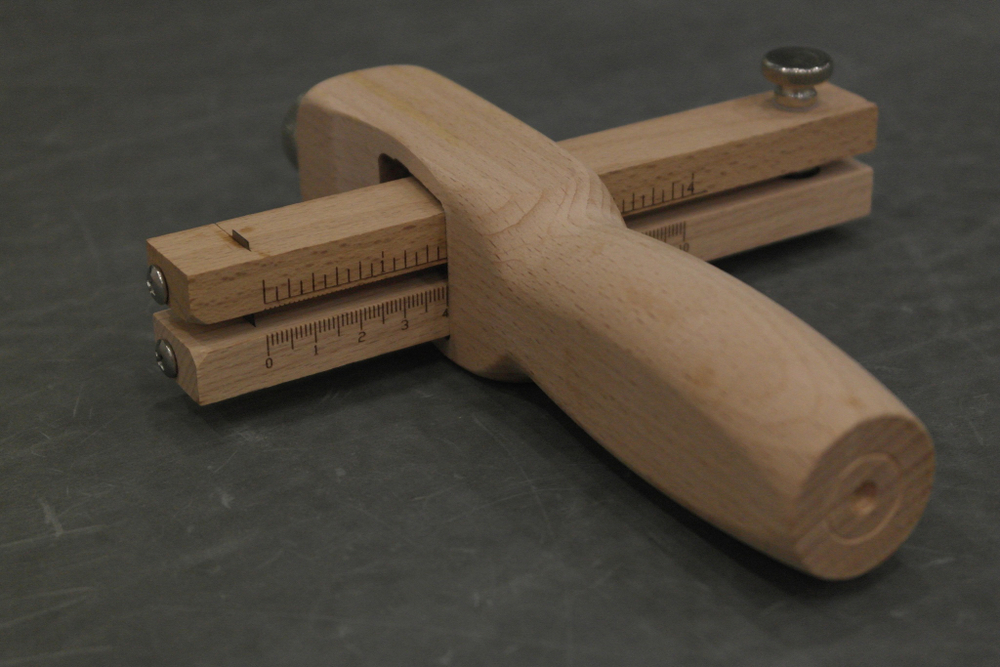 Ремнерез (Strap Cutter)