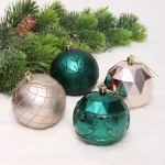 Новогодние шары «Волшебный вальс» 8 см (набор 12 шт), Изумруд/Шампань