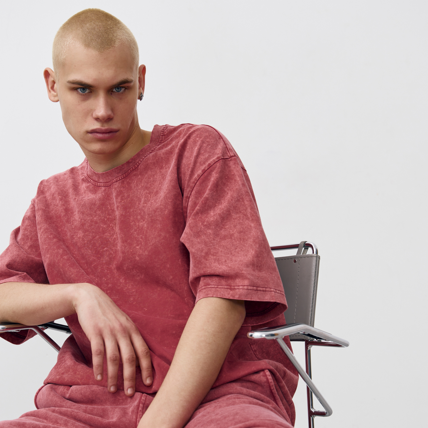 Футболки для мерча: почему именно они работают лучше всего