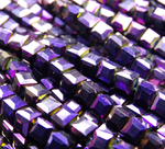 БВЛ005НН4 Хрустальные бусины квадратные, фиолетовый металлик, размер 4 мм, кол-во: 44-45 шт.
