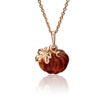 Подвеска «Тыква» из красного золота с янтарём