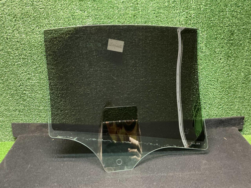 Стекло двери заднее левое BMW 5er G30 (2017-2023)