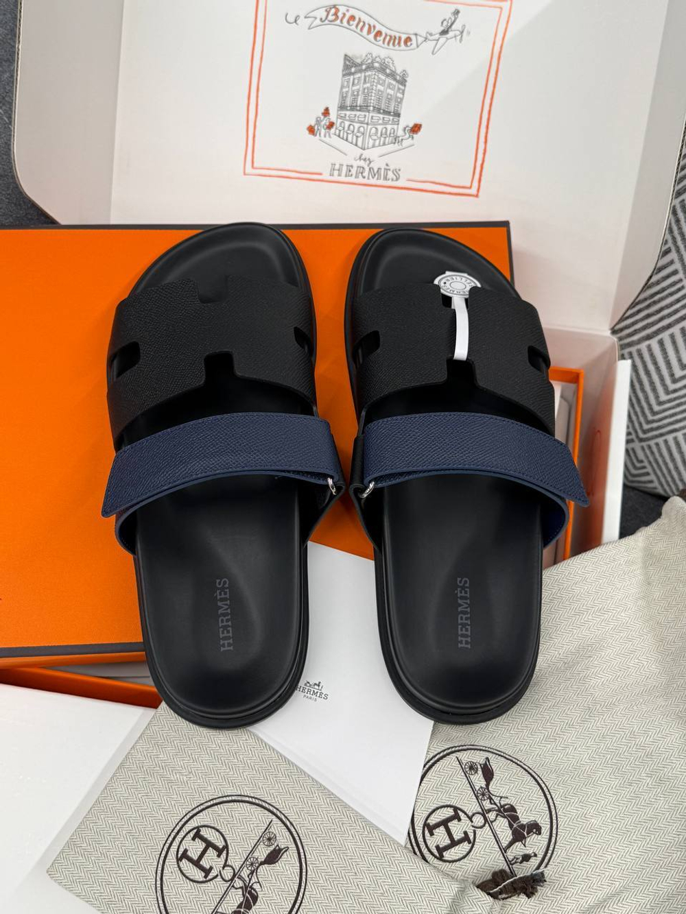 Шлёпанцы Hermes