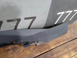 Накладка двери передней правой Kia Seltos 19-нв Б/У Оригинал 87724Q5010