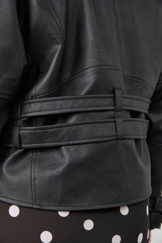 Куртка-косуха с ремнями, черный