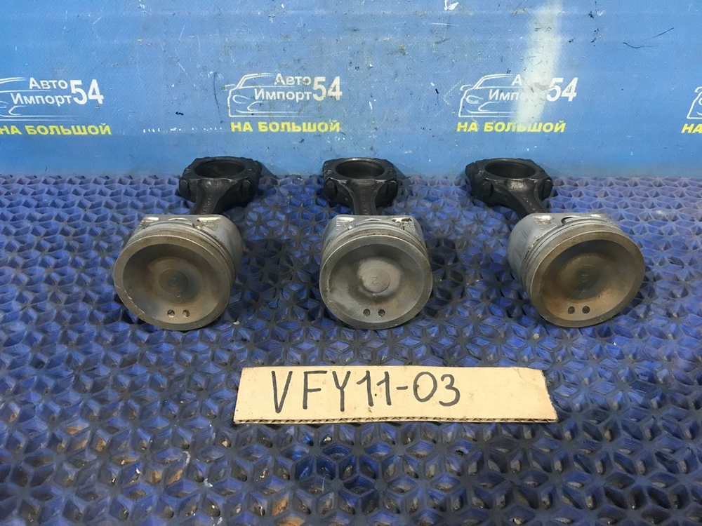 Поршень NISSAN AD 2001