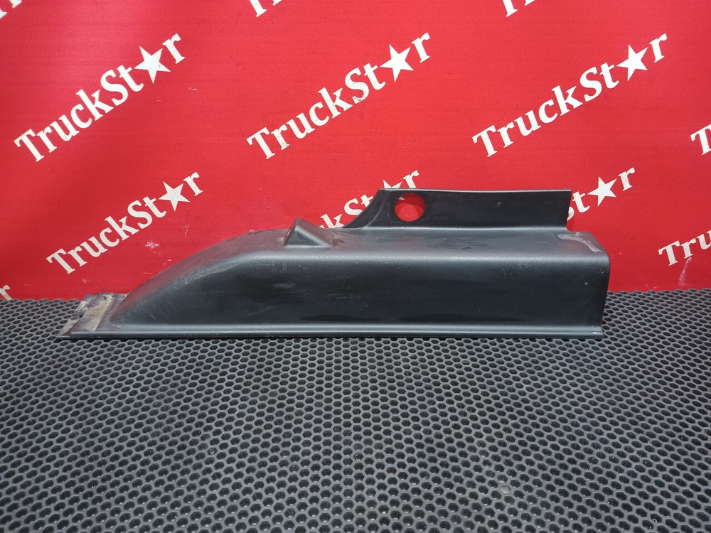 Накладка ручки бардачка правая