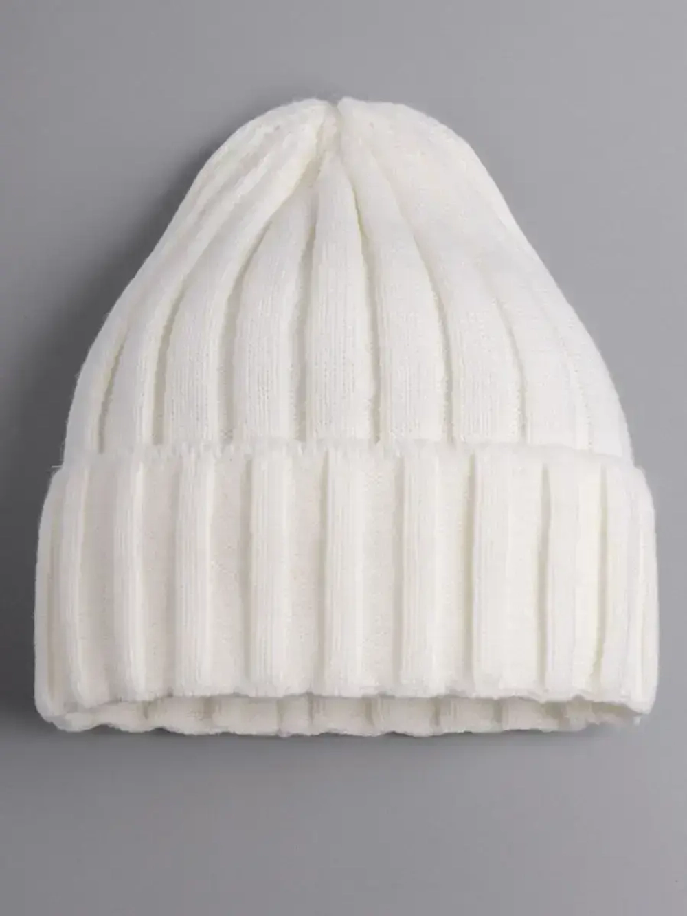 Шапка вязаная демисезонная детская