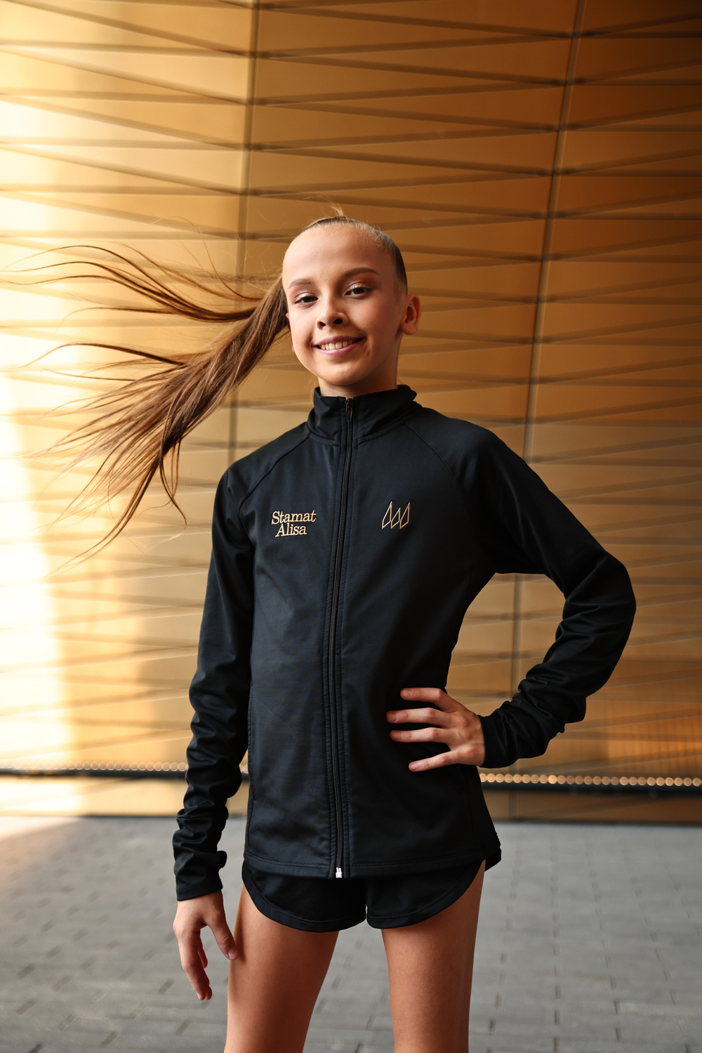 Термокуртка с вырезом под палец