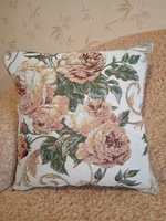 Декоративный гобеленовый чехол для интерьерной подушки Розарий 38*38